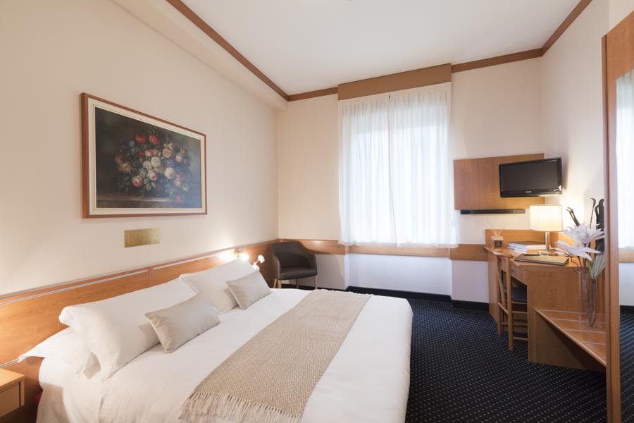 Hotel Mentana, By R Collection Hotels Milano Esterno foto