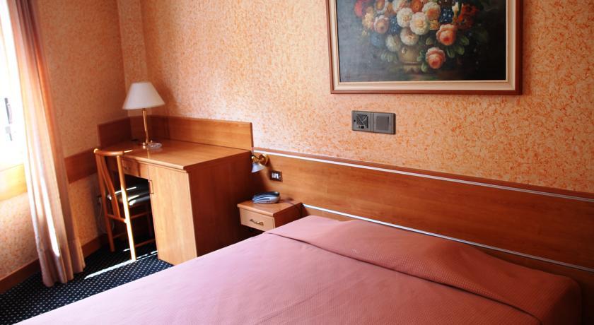Hotel Mentana, By R Collection Hotels Milano Esterno foto